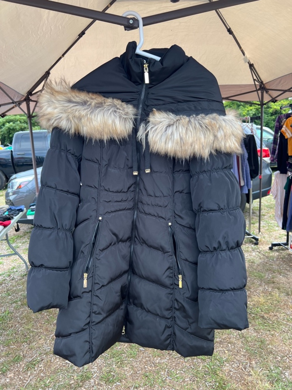 Laundry By Shelli Segal Black Puffer Coat with Faux-Fur Trim